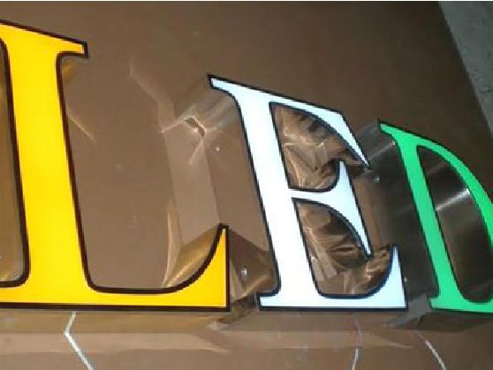 阿坝州介绍LED招牌的基础知识。
